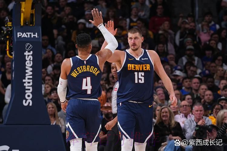 威尔斯出战17分钟，投篮10中5、三分3中0得到13分1助攻2抢断